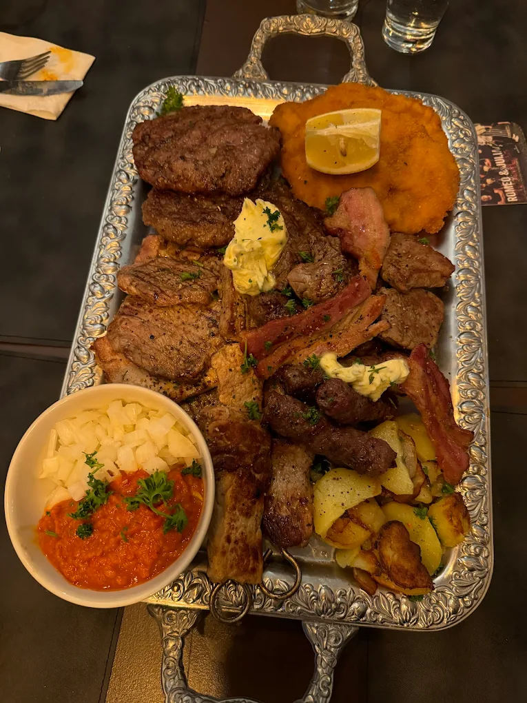 Große Fleischportionen - Restaurant Köln Buchheim